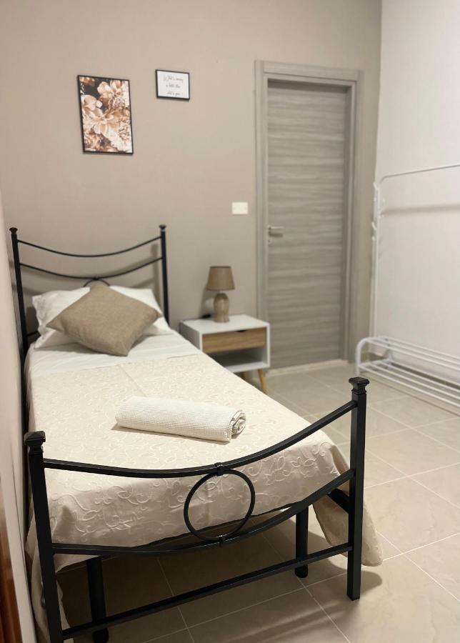 Mura Guest Room Terralba Exterior photo
